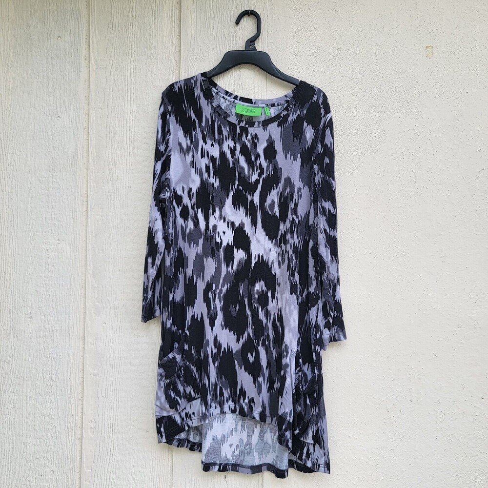 logo lori goldstein printed longsleeve flowy top with pockets wmns Med